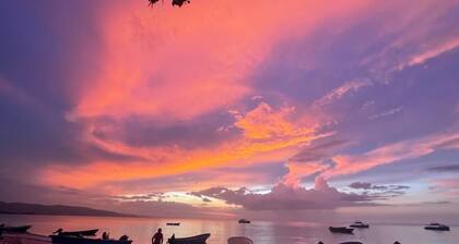 Charming 2-bedroom apartment in enchanting Punta Rucia with AC, WiFi