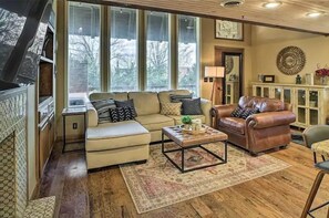 Fireplace, stereo