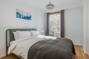 2 chambres, fer et planche à repasser, Wi-Fi, draps fournis