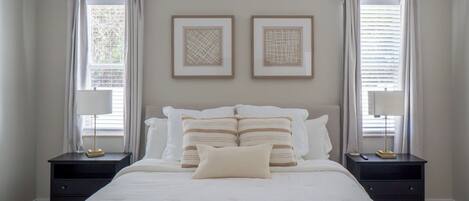 5 bedrooms, desk, iron/ironing board, travel cot