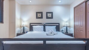 1 chambre, fer et planche à repasser, Wi-Fi gratuit, draps fournis