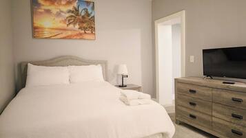 4 bedrooms, iron/ironing board, free WiFi, bed sheets