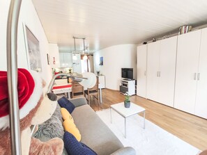 TV - Verbena by Interhome (Davos)
