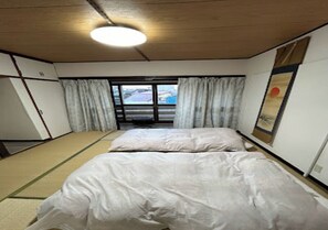 3 chambres, accès au Wi-Fi (inclus), literie fournie