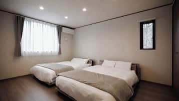 2 bedrooms, desk, free WiFi, bed sheets