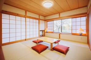 Interior - ZAO Forest House 843  Zao Sansuien Gaia Resort / Kattagun Miyagi (Kattagun)