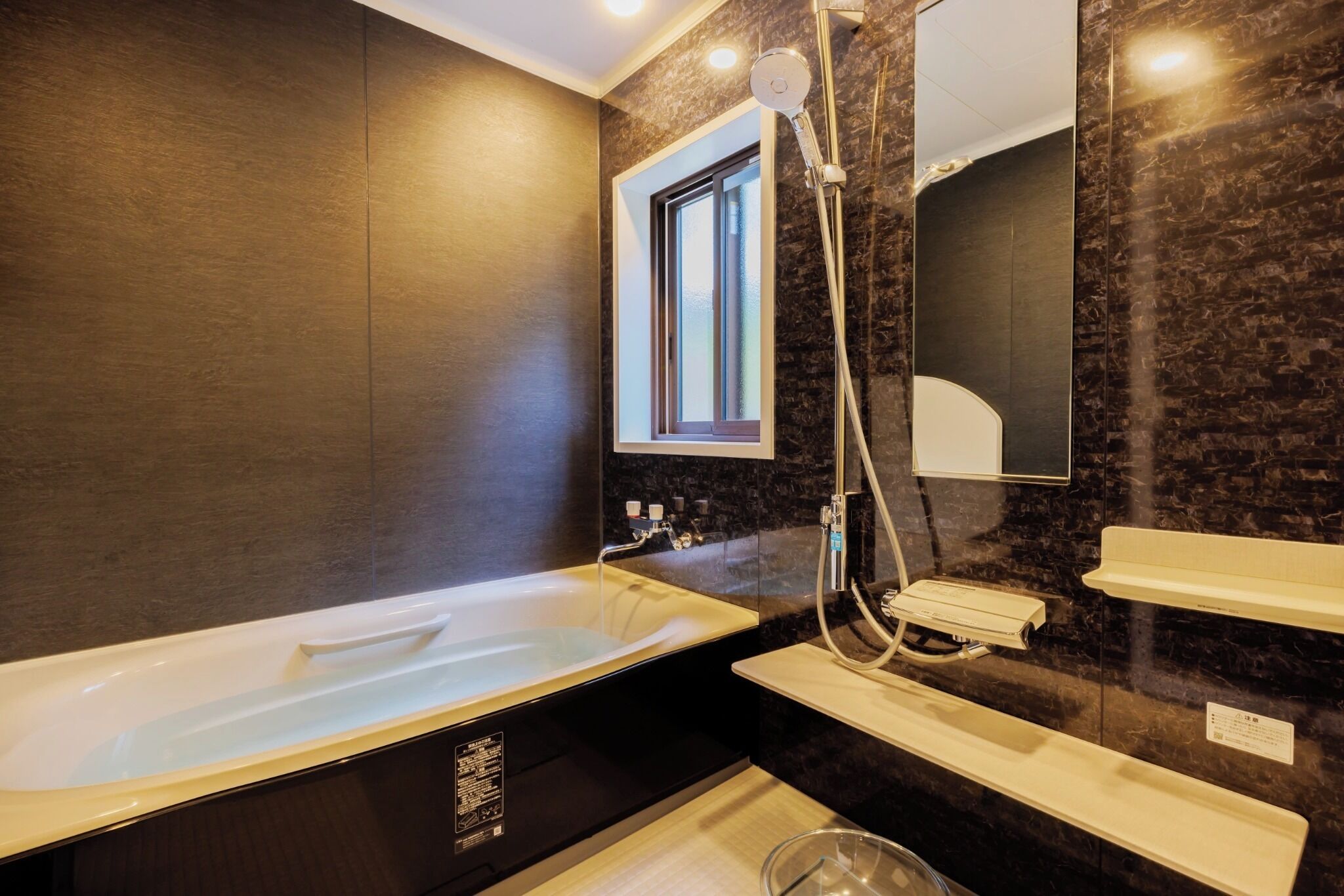 ヘアドライヤー、タオル