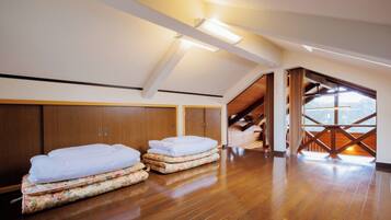 2 habitaciones, escritorio, wifi gratis y ropa de cama