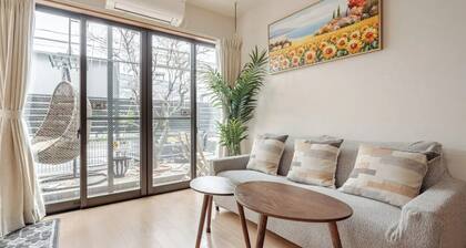 Direct access to NaritaHaneda airports convenient tourist base modern Japanese style private hous / Katsushika-ku Tokyo