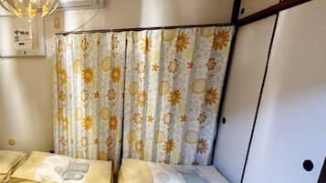 3 bedrooms, free WiFi, bed sheets