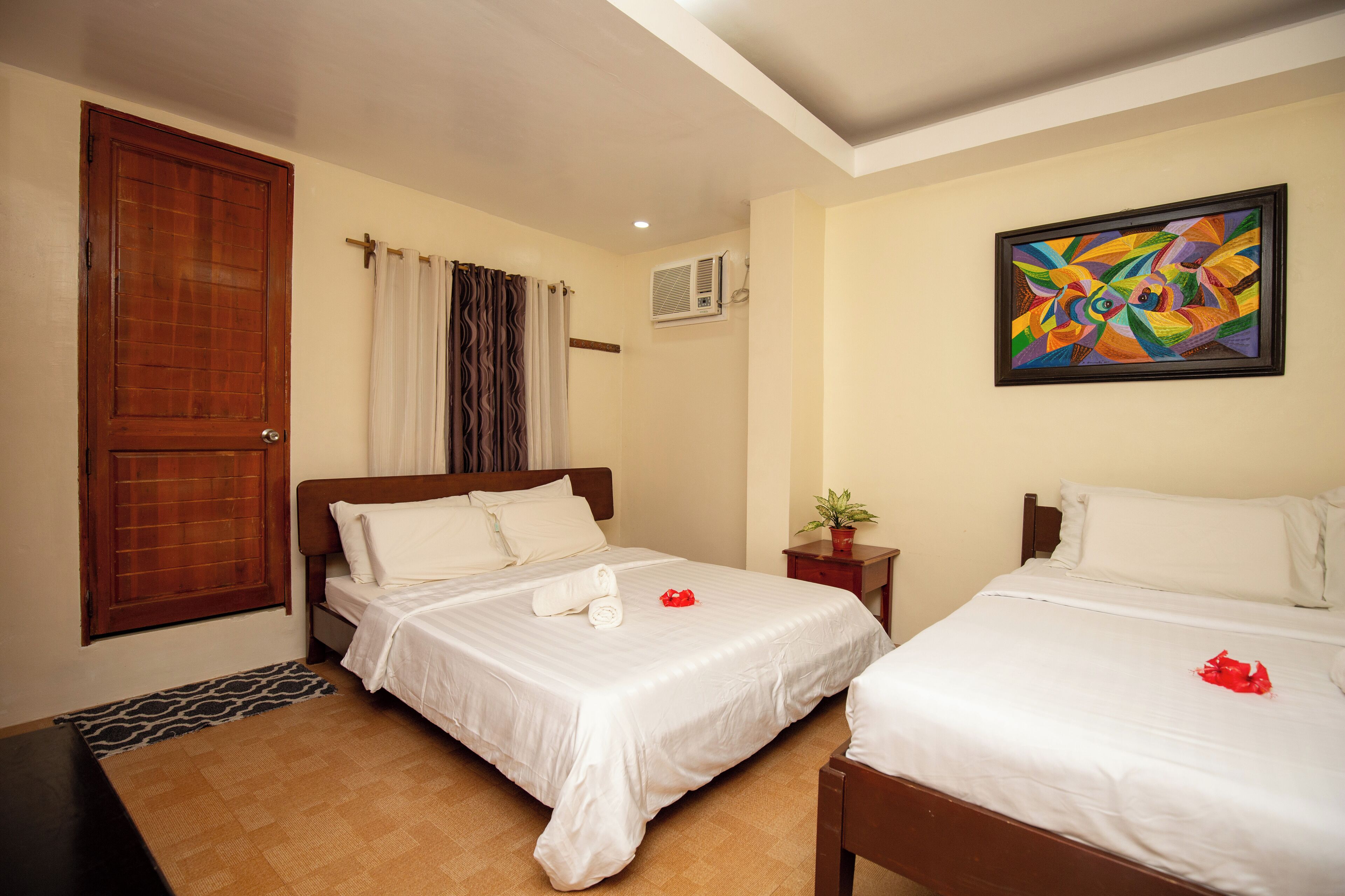 Deluxe Suite, Kitchen, Garden View | Free WiFi