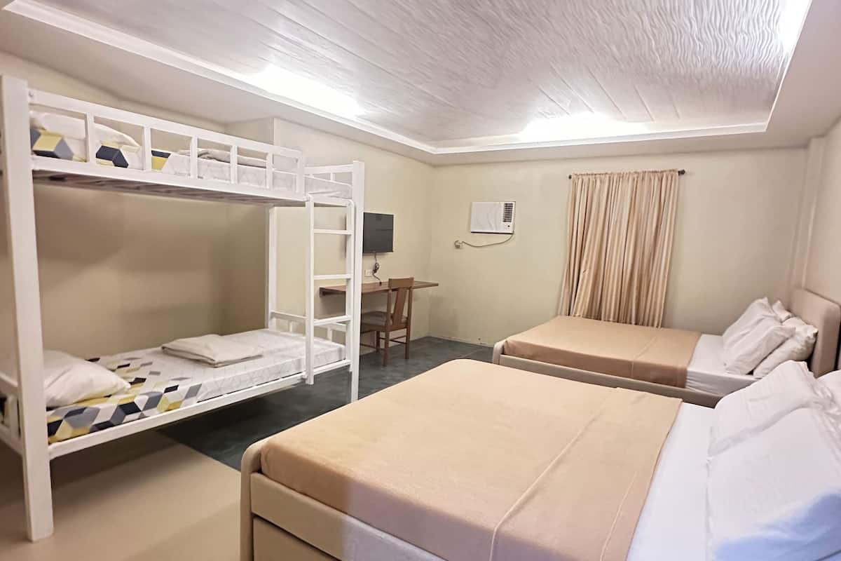 Deluxe Room, 1 Bedroom, Garden View