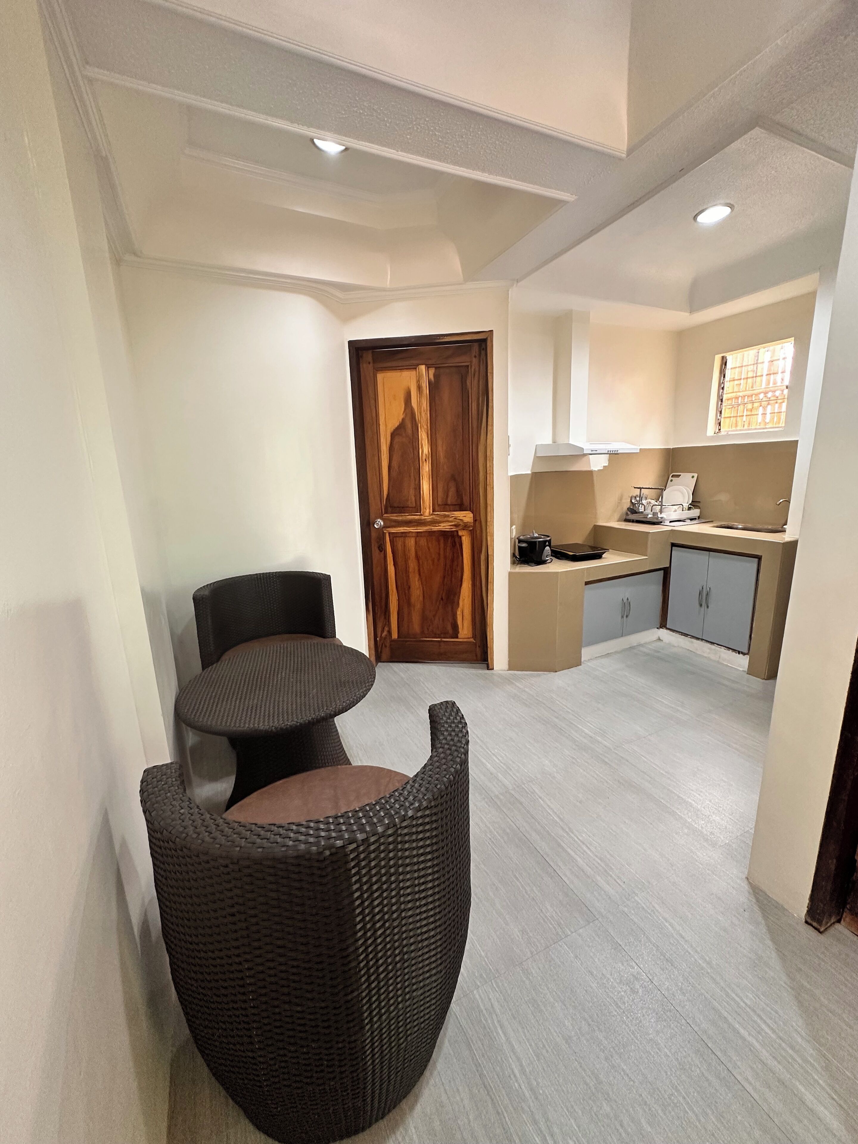 Studio cơ bản, quang cảnh vườn | Bếp riêng