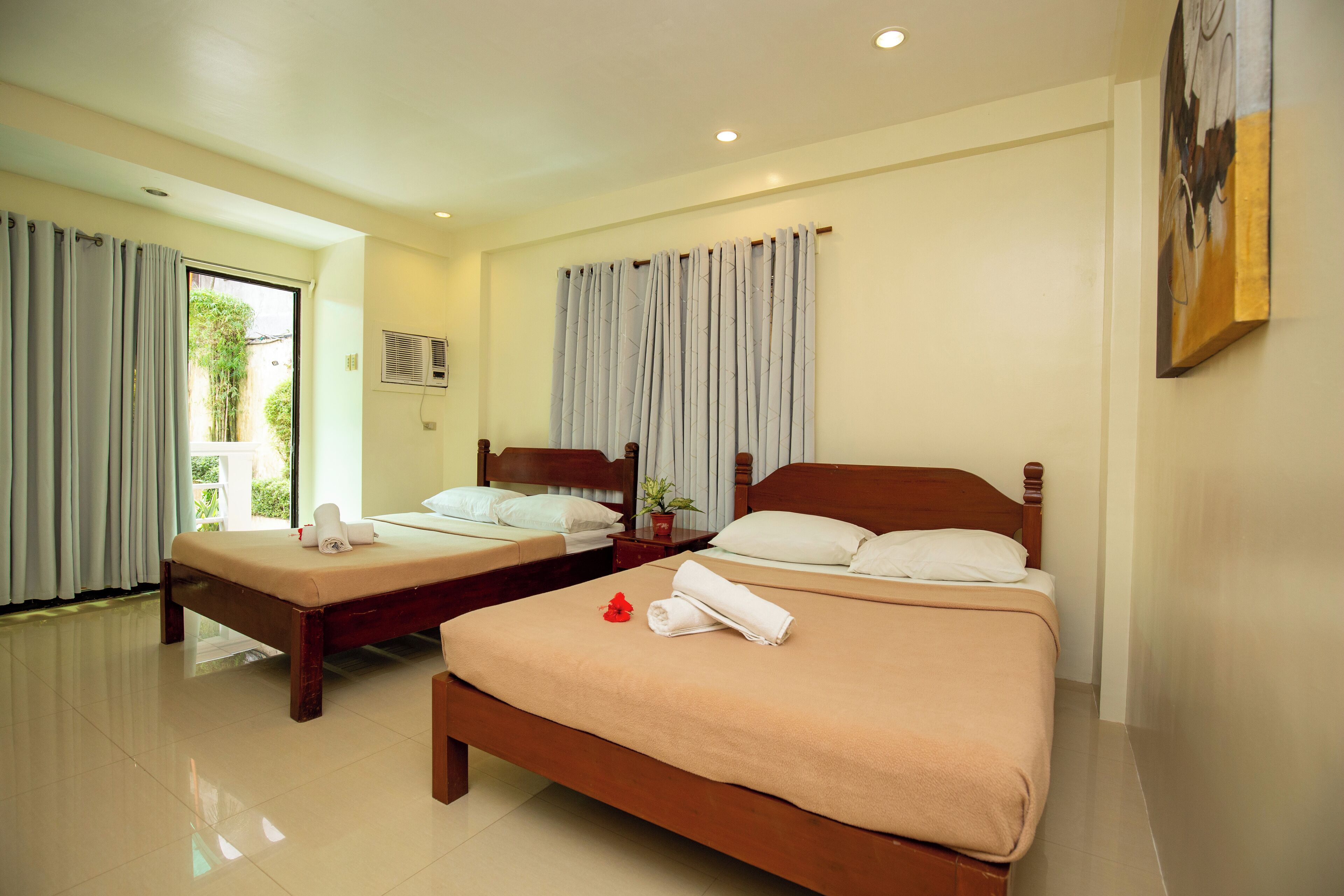 Quadruple Room, Garden View | Free WiFi