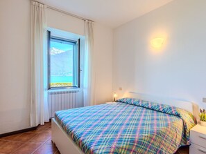 1 bedroom, travel crib, free WiFi, bed sheets