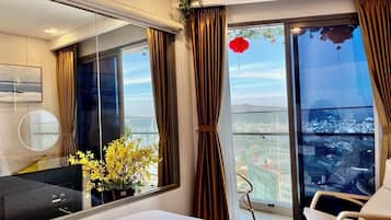Premium Apartment | 2 bedrooms, premium bedding, memory-foam beds, individually decorated