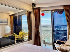 Premium appartement | Luxe beddengoed, bedden met traagschuimmatrassen