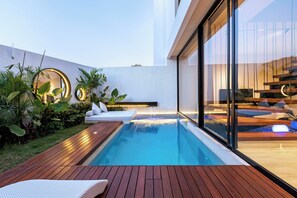 Two-bedroom Villa 1 with Private Pool | Terrace/patio