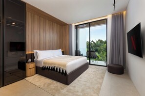 Three-bedroom Villa  with Private Pool | In-room safe, desk, laptop workspace, iron/ironing board - Alex Villas Complex N5 (Canggu)
