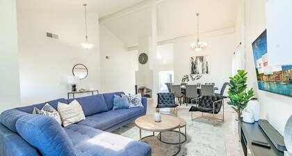 Modern Beach Retreat- King Beds