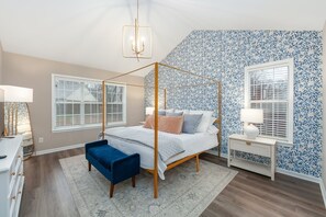 3 bedrooms, WiFi, bed sheets