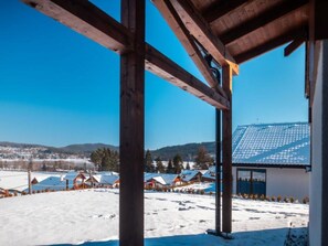 Property grounds - Beautiful apartment in villa for 5 people with WIFI, TV, terrace and pets allowed (Kobylnice)