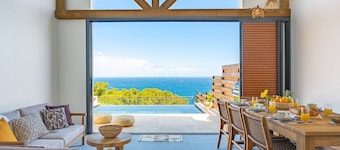 VILLA MOANA - Elegance at Grande Anse...