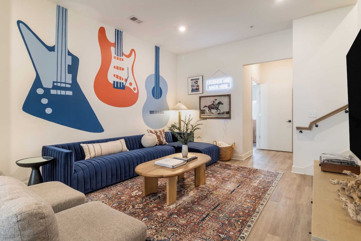 Apartment, Balcony | Front of property