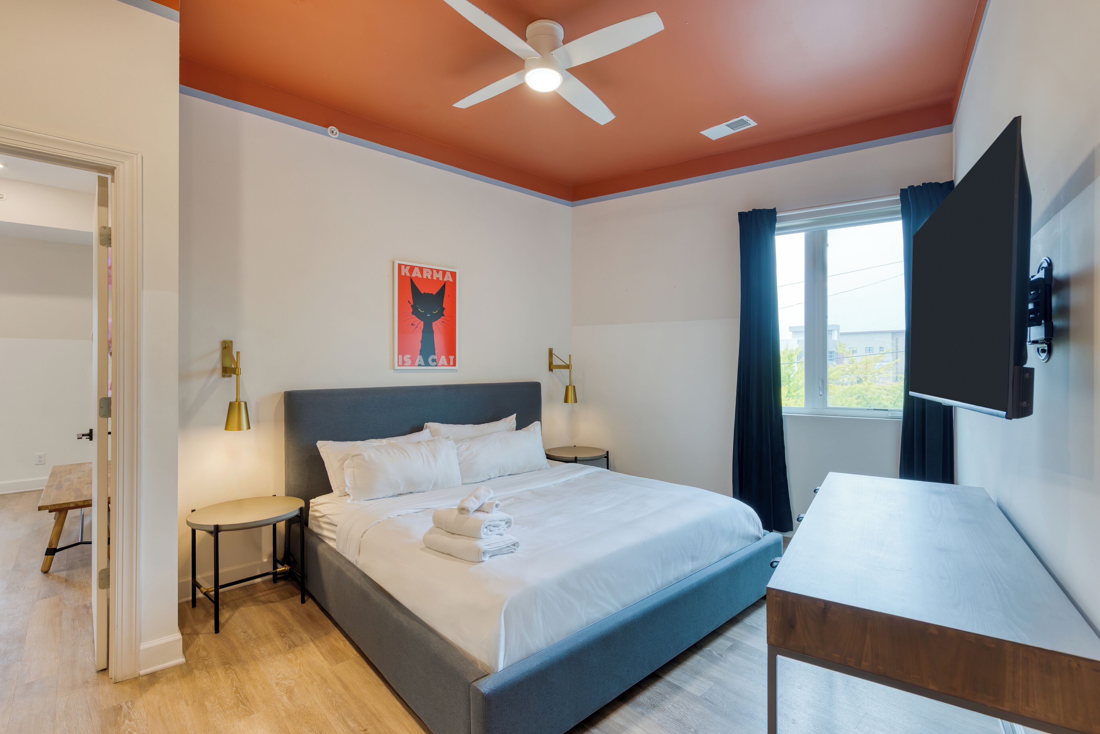 The Fearless Flat | Individually decorated, individually furnished, laptop workspace