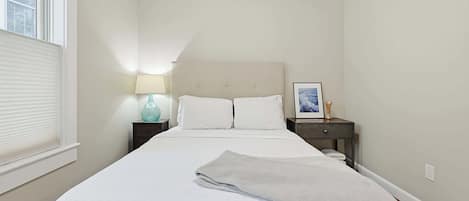 3 chambres, fer et planche Ă repasser, Wi-Fi, draps fournis