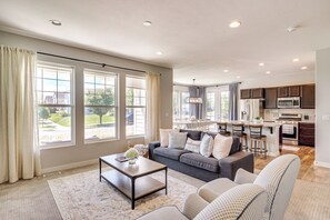 TV - 4 Mi to The District: Family Home w/ Tennis Access (South Jordan)