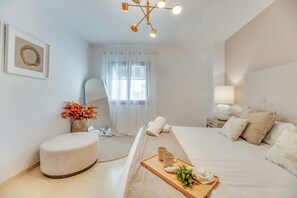 3 bedrooms, iron/ironing board, Internet, bed sheets - THE SUNRISE GOLDEN MILE FLAT BY VACATION MARBELLA (Marbella)
