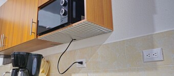 Near hot springs, 30mins from Ataco or Chinamas border - La Maison de Violette