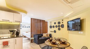 Interior - Grand Chapultepec by Kukun (Ciudad de México)