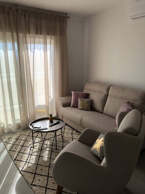 TV - Apartment in La Torre Andalucia with panoramic view (Marbella)