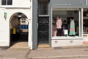 Exterior - The Emporium - Stylish 2BD in Winchcombe (Cheltenham)