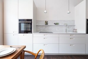 House, City View | Private kitchen | Electric kettle, toaster - The Emporium - Stylish 2BD in Winchcombe (Cheltenham)