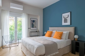 2 bedrooms, desk, iron/ironing board, free WiFi - Charming 2BR Apartment in the heart of Pangrati (Athina)