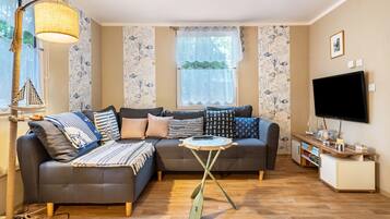 Télévision, table de tennis de table