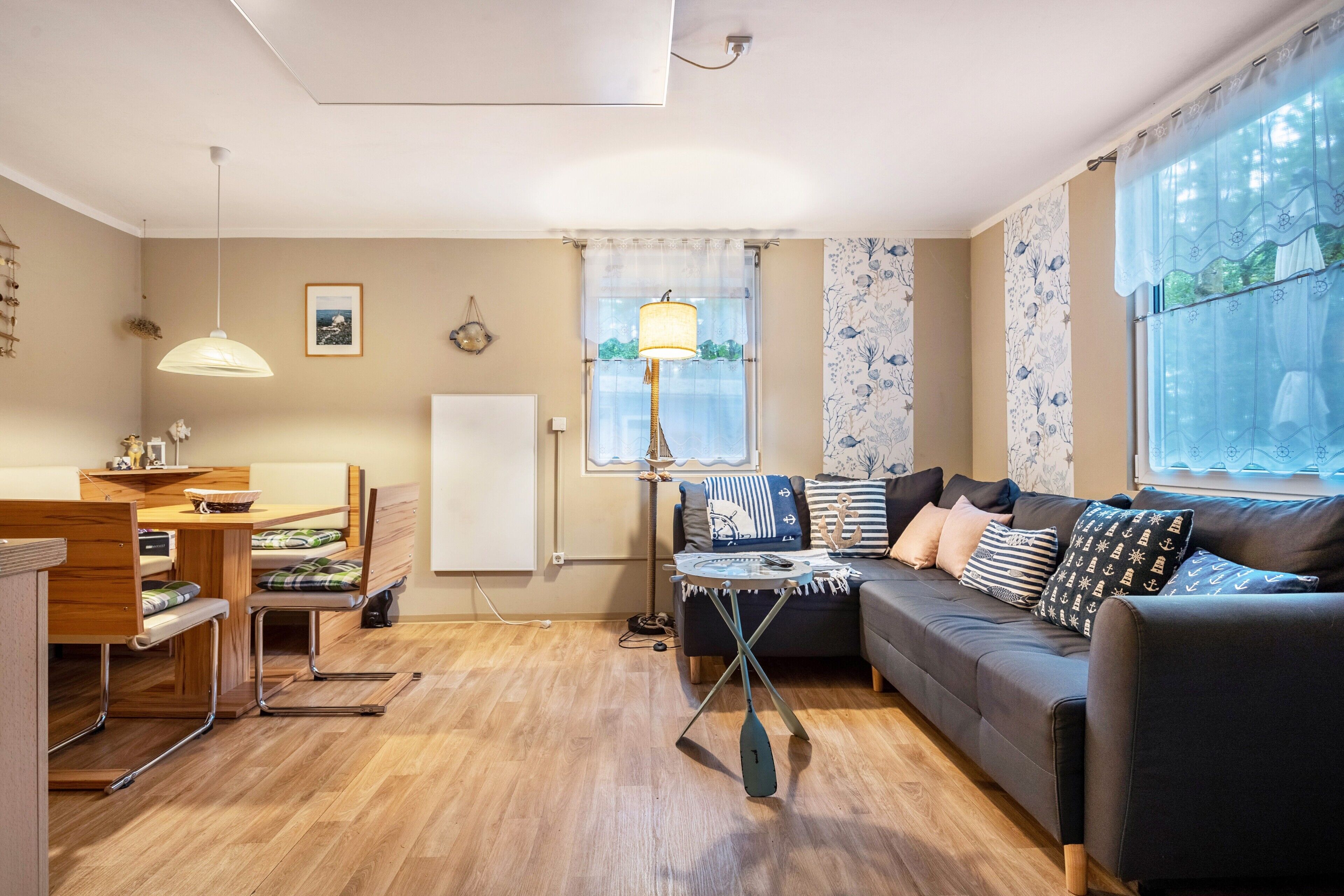 Télévision, table de tennis de table