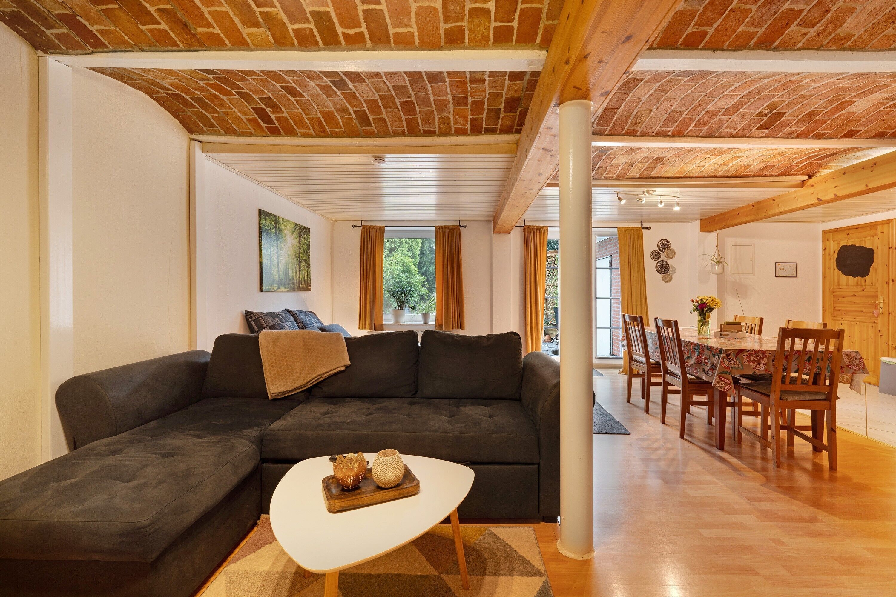 Fernseher, Stereoanlage