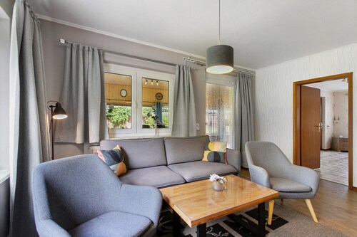 Apartment 'Ferienwohnung Sawade' with Private Terrace, Shared Garden and Wi-Fi