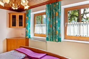 1 makuuhuone, ilmainen Wi-Fi, vuodevaatteet