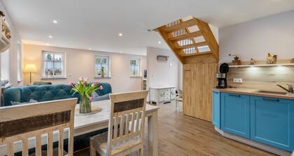 Ferienwohnung Landlust" mit privater Terrasse, Gemeinschaftsgarten und Wi-Fi