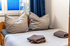 2 soverom, strykejern/-brett, wi-fi (inkludert) og sengetøy