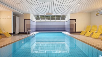 Indendørs pool, opvarmet pool