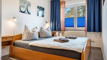2 Schlafzimmer, Bügeleisen/Bügelbrett, kostenloses WLAN, Bettwäsche