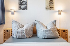 2 camere, ferro/asse da stiro, Wi-Fi gratuito, lenzuola