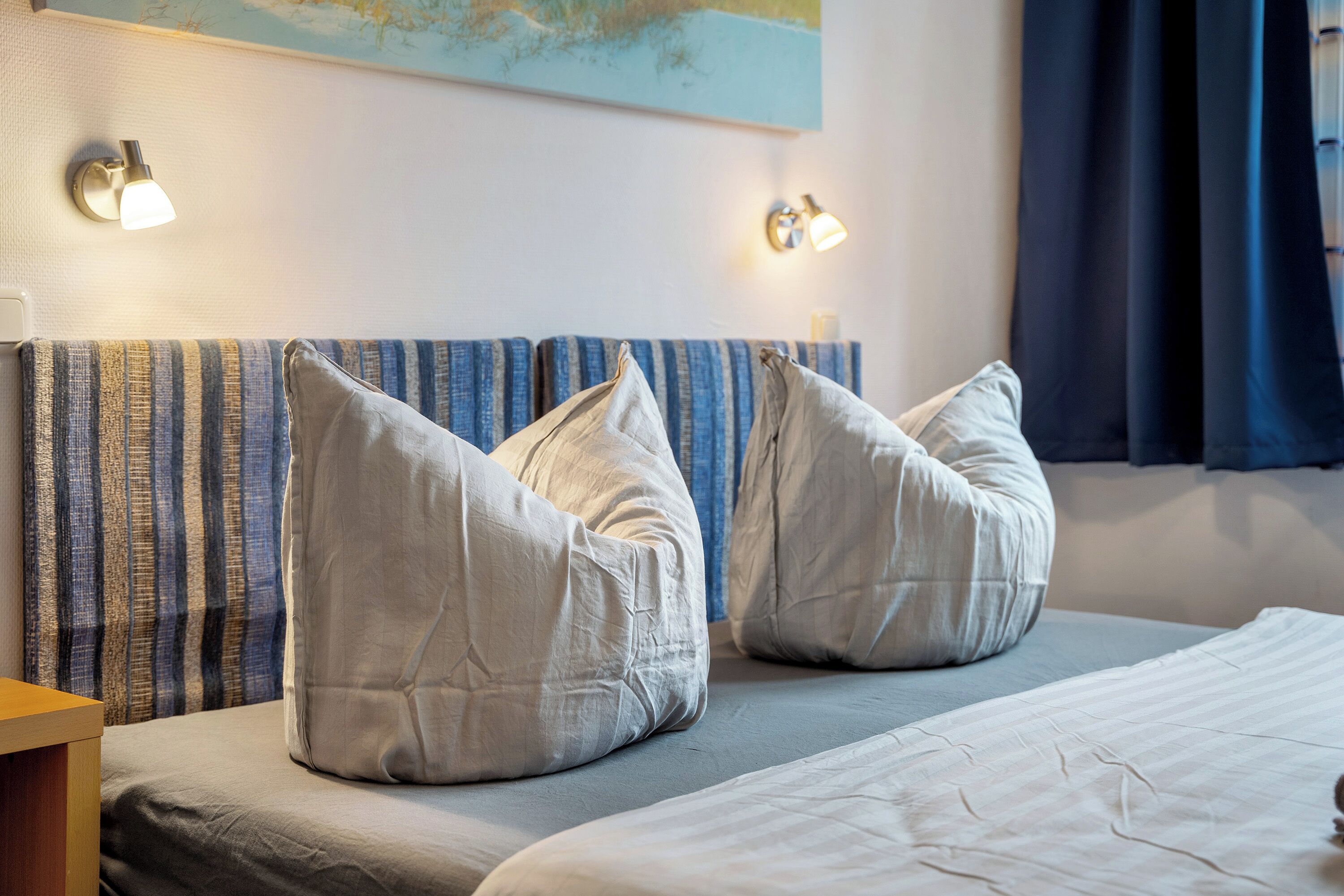 2 habitaciones, tabla de planchar con plancha y wifi gratis 