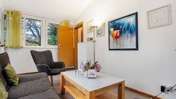 TV, DVD player, stereo